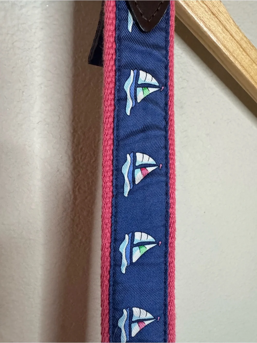 Vineyard Vines Sailboat Belt Size 26 Pink Canvas Leather Trim Preppy Belt